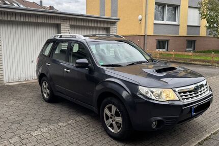 Subaru Forester 276.000 km 2.500 € Essen 45307