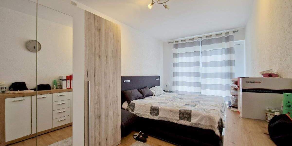 Mehrfamilienhaus, Wohnhaus Oberhausen Buschhausen - 7 Zimmer, 180 m&sup2;, 539.000&euro; | Angebot:22634525