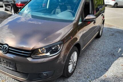 VW Touran 297.207 km 5.999 € Datteln 45711