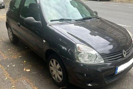 Renault Clio 150.000 km 1.500 &euro; Recklinghausen 45657