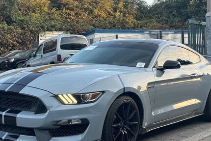Ford Mustang 125.000 km 28.000 &euro; Dortmund 44339