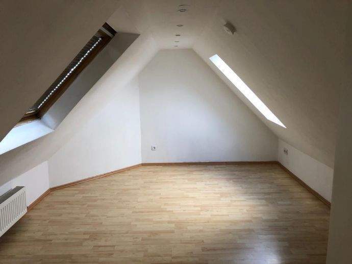 Etagenwohnung Gelsenkirchen Horst - 4 Zimmer, 85 m&sup2;, 700&euro; | Angebot:25682803