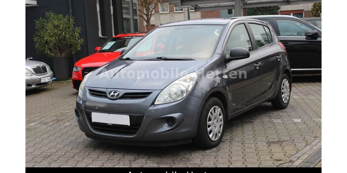 Hyundai i20 310.000 km 1.590 &euro; Herten 45699