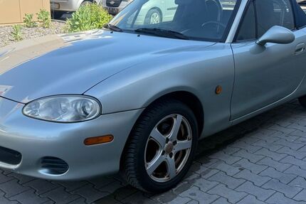 Mazda MX-5 176.942 km 2.500 &euro; Gelsenkrichen 45884