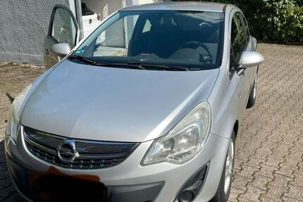 Opel Corsa 98.000 km 3.700 € Herne 44629