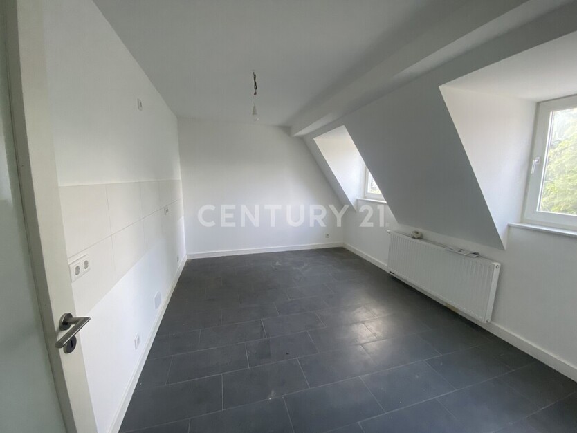 Besonderes Wohnflair im modernisierten Altbau 2 zimmer