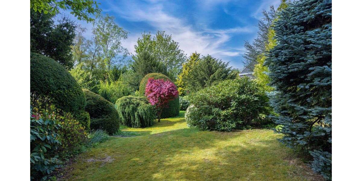 Einfamilienhaus Wuppertal Ronsdorf - 7 Zimmer, 263 m&sup2;, 670.000&euro; | Angebot:26656752