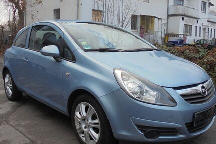 Opel Corsa 149.998 km 2.450 &euro; Recklinghausen 45659
