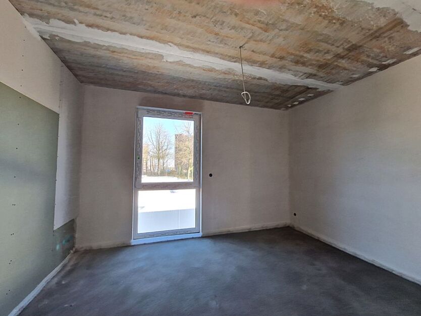 Provisionsfrei* Neubau Einfamilienhaus mit PV 10,4 KW integrierter Garage Energiebedarf 22,4 kWhm2a
