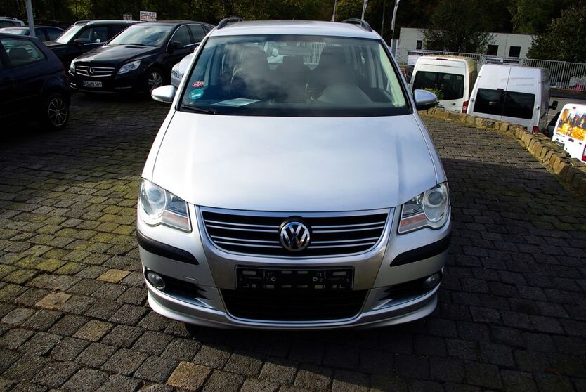 VW Touran 228.500 km 3.660 € Bottrop 46242