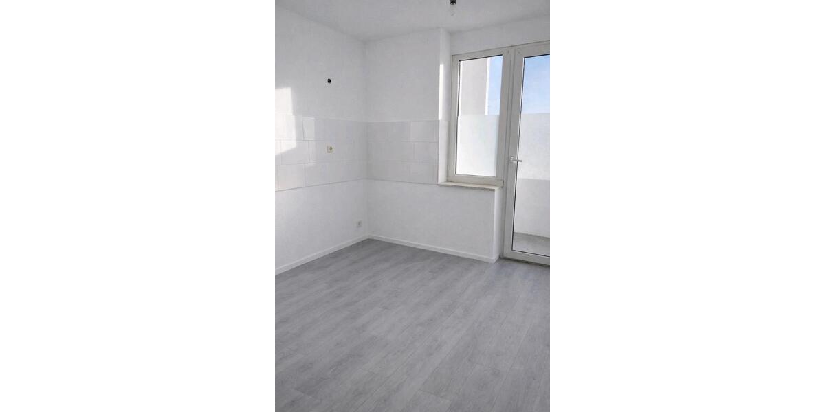 Etagenwohnung Oberhausen Osterfeld - 7 Zimmer, 138 m&sup2;, 218.000&euro; | Angebot:26730629