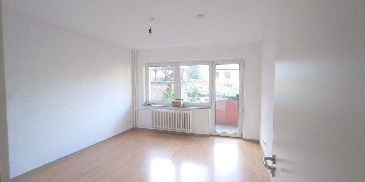 Lichtdurchflutete 3-Zimmerwohnung in unmittelbarer Uninähe mit Sonnenbalkon 3 zimmer