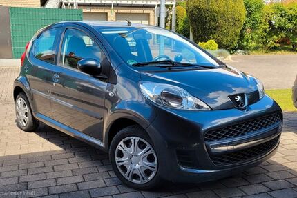 Peugeot 107 106.868 km 2.500 &euro; Herne 44651