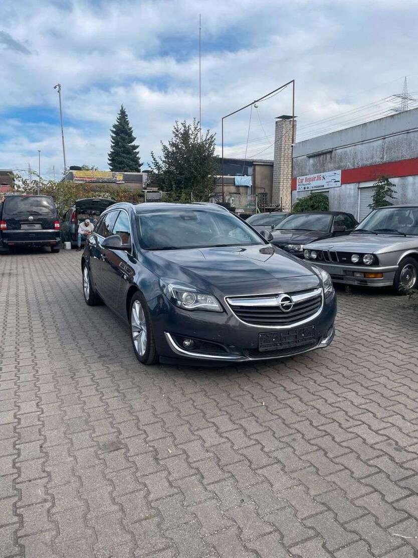 Opel Insignia 257.000 km 5.650 € Bottrop 46238