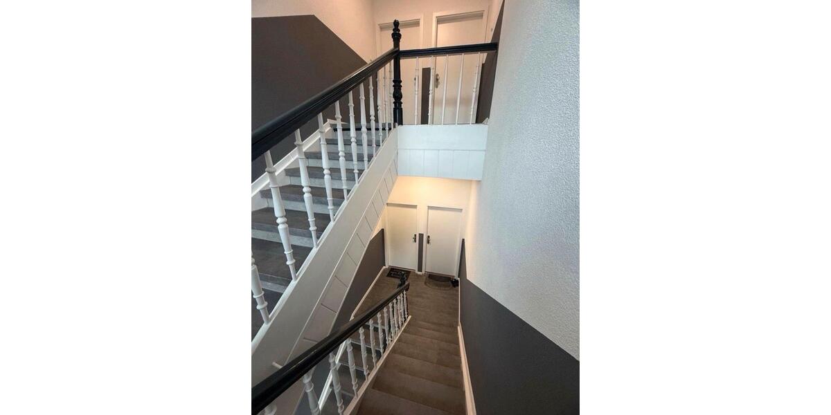 Modernisiertes Mehrfamilienhaus in Bochum-Wattenscheid 30 zimmer