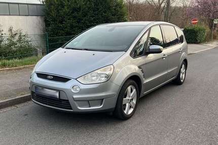 Ford S-Max 238.000 km 4.500 &euro; Velbert 42551
