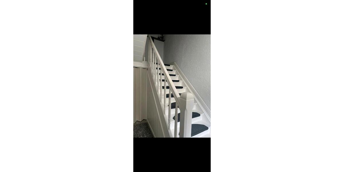 Doppelhaushälfte mit. Wintergarten 3 zimmer