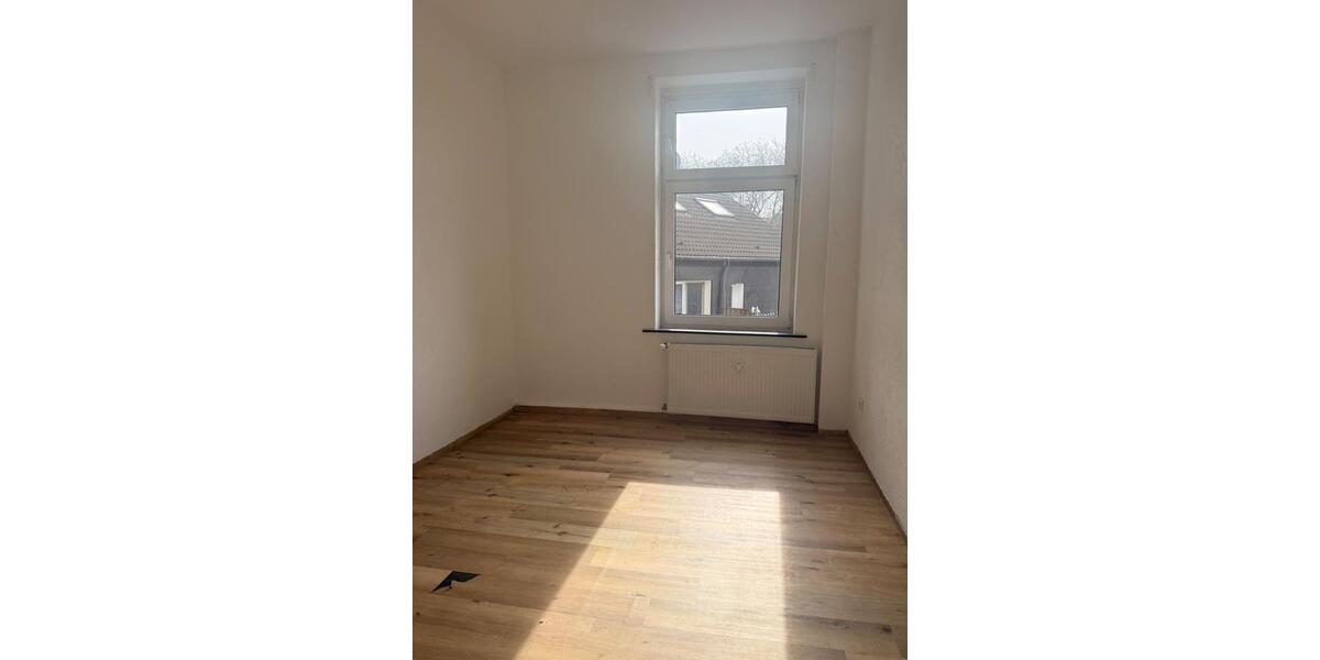 Etagenwohnung Oberhausen Osterfeld - 3 Zimmer, 66 m&sup2;, 640&euro; | Angebot:26670506