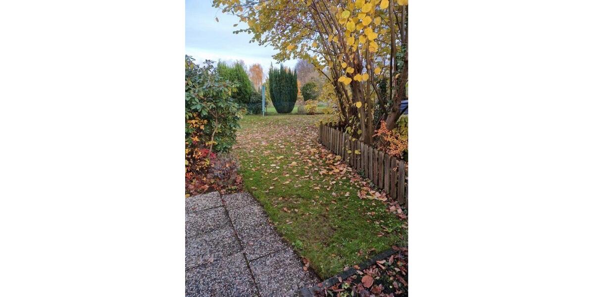 Attraktive 4,5 Zimmer Wohnung mit Garten 4 zimmer