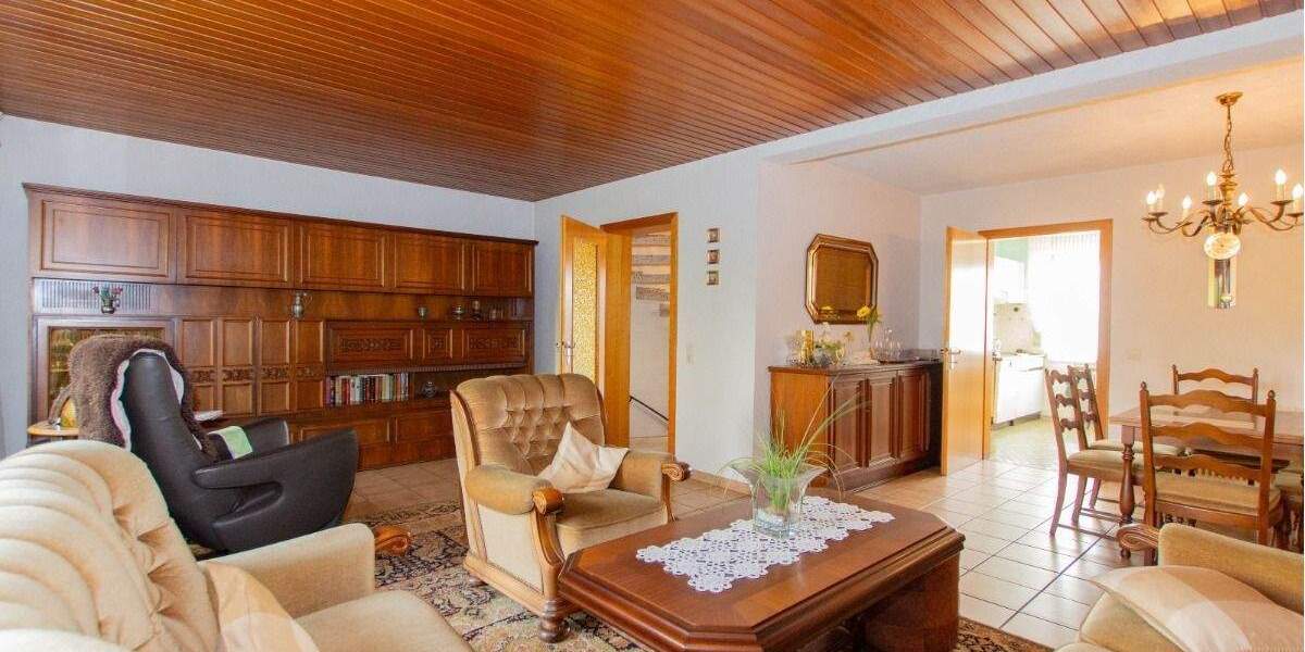 Reihenendhaus mit großer Ausbaureserve im Dachboden *Dach ist neu eingedeckt* 4 zimmer