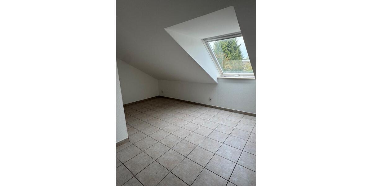 Dachgeschoßwohnung Dortmund Hörde - 2 Zimmer, 60 m&sup2;, 590&euro; | Angebot:27590819
