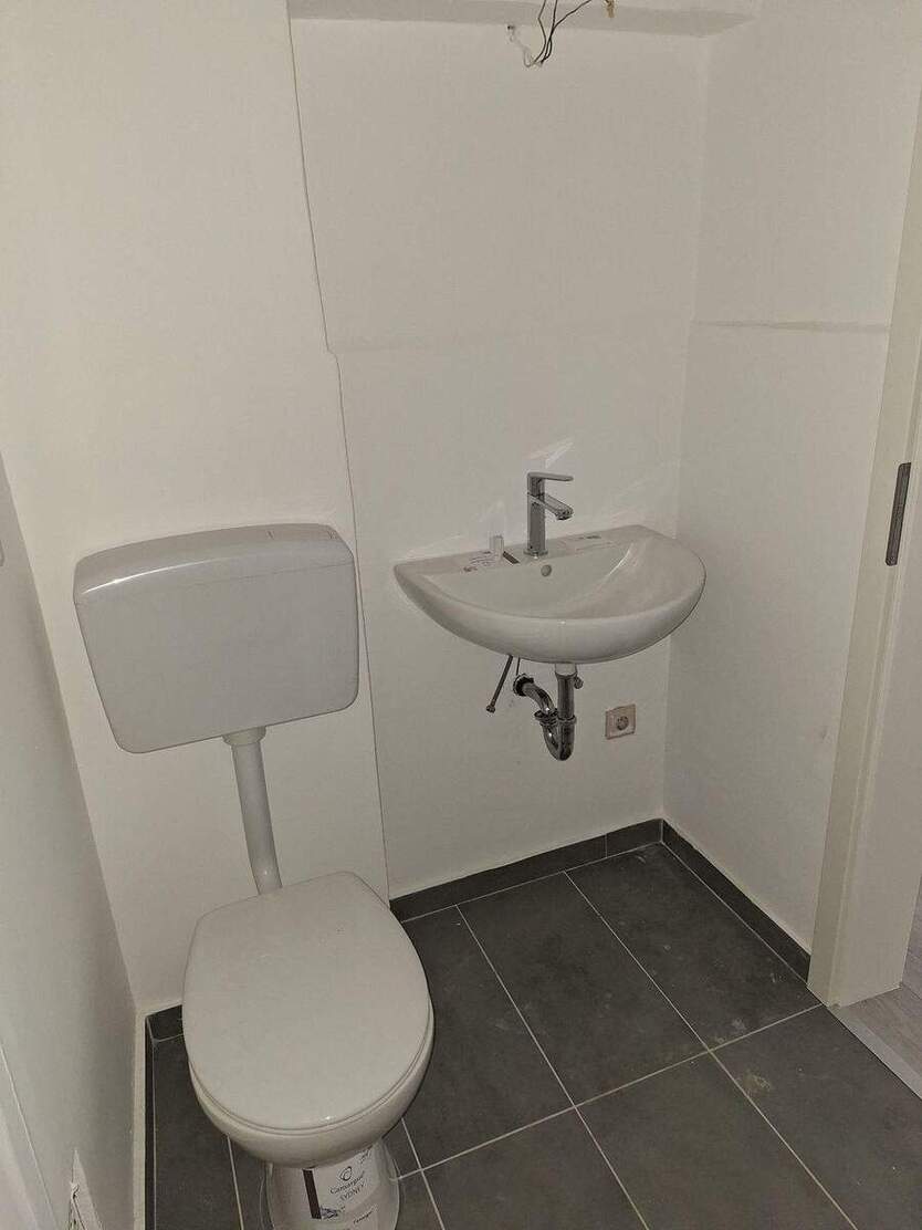 renovierte citynahe Wohnung - WG geeignet 5 zimmer