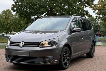 VW Touran 136.000 km 7.299 € Datteln 45711