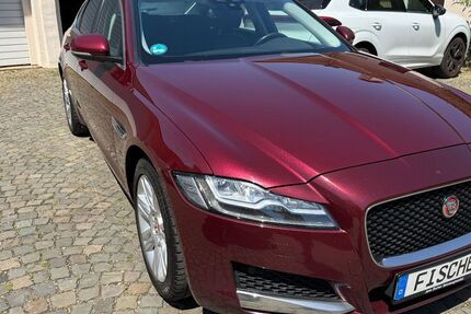 Jaguar XF 213.575 km 9.850 &euro; Essen 45131