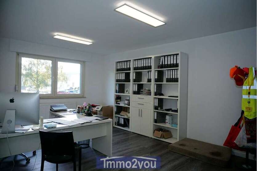 Halle in Essen 2.499.500 € 900 m²
