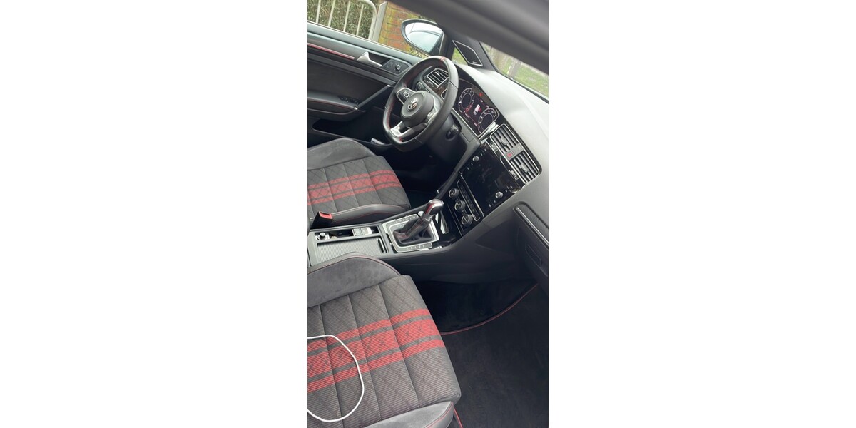 VW Golf 45.000 km 32.000 &euro; Oberhausen 46045