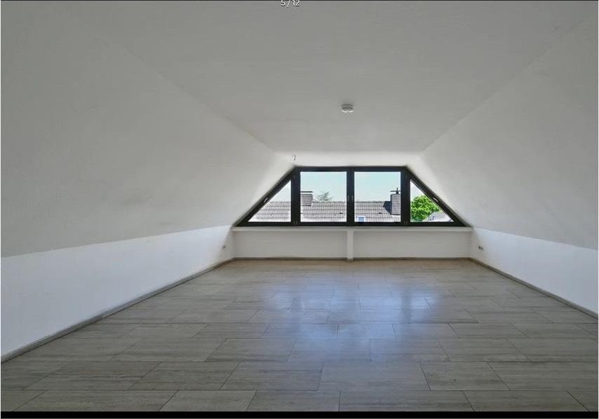 Dachgeschoßwohnung Dortmund Hörde - 1.5 Zimmer, 43 m&sup2;, 125.000&euro; | Angebot:25287062