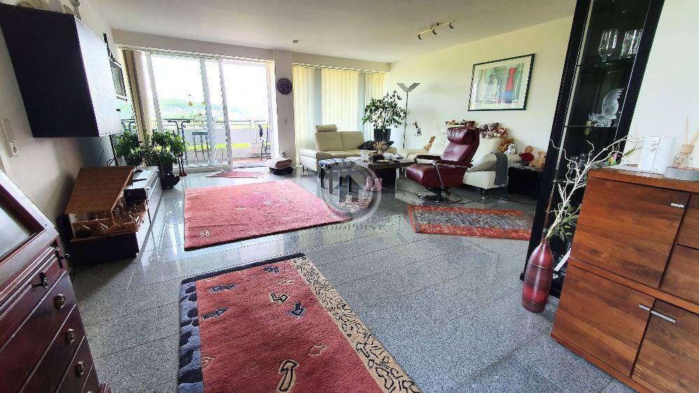 !!! ImmoPoint !!! ALTENGERECHTES Wohnen mit SCHWIMMBAD + SAUNA + BALKON + TERRASSE + GARAGEN ... !!! (IP 3 K 110 B) 3 zimmer