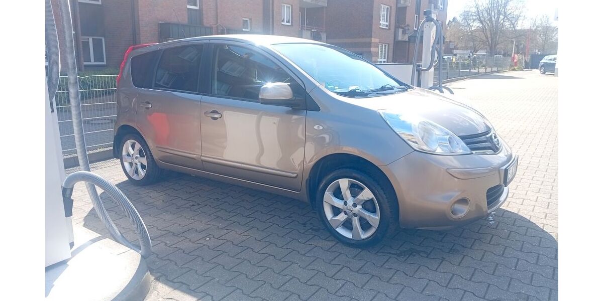 Nissan Note 136.800 km 2.700 &euro; Essen 45327