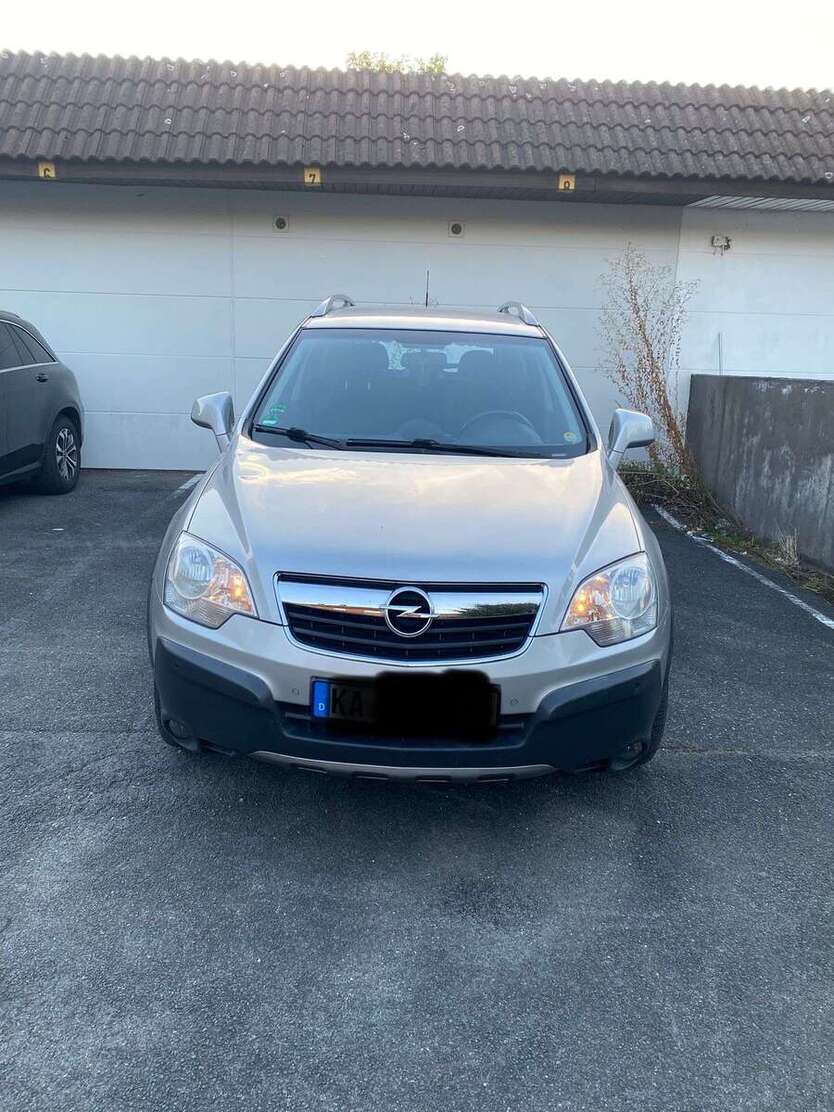 Opel Antara 214.000 km 2.600 € Gelsenkirchen 45889