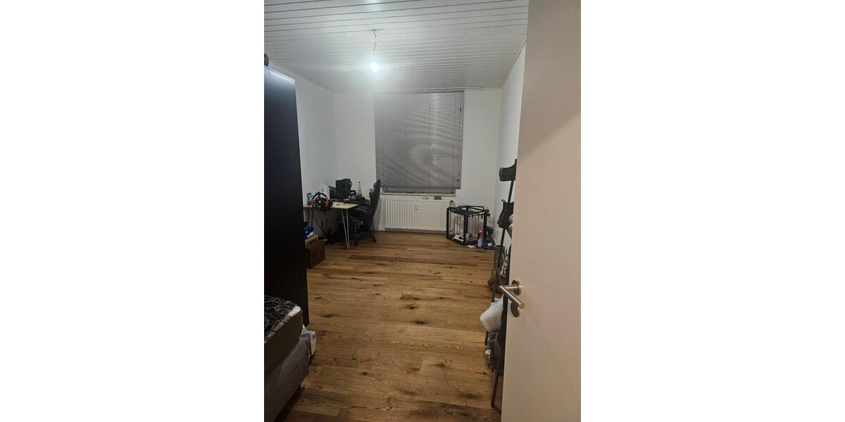 Etagenwohnung Dortmund Innenstadt West - 1 Zimmer, 33 m&sup2;, 370&euro; | Angebot:25751628