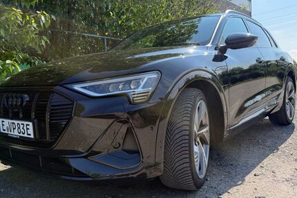 Audi e-tron 39.000 km 36.600 &euro; Essen 45144