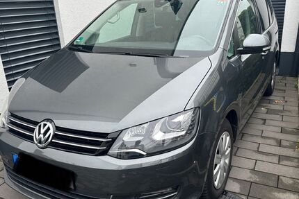 VW Sharan 210.232 km 14.499 € Dortmund 44263