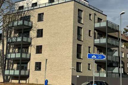Wohnung zum Mieten in Gelsenkirchen 990 € 77 m² 3 zimmer