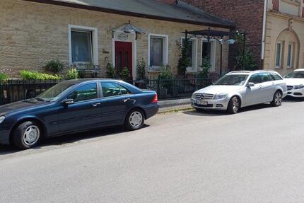 Einfamilienhaus und Mehrfamilienhaus mit 3 Wohneinheiten zimmer