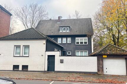 Verkaufe Mehrfamilienhaus 17 zimmer