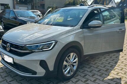 VW Taigo 33.663 km 22.000 &euro; Oberhausen 46119