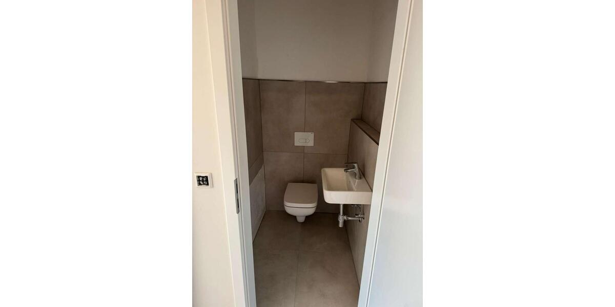 Exklusive Neubau-Penthousewohnung mit umlaufender Terrasse in Dortmund-Hombruch 5 zimmer