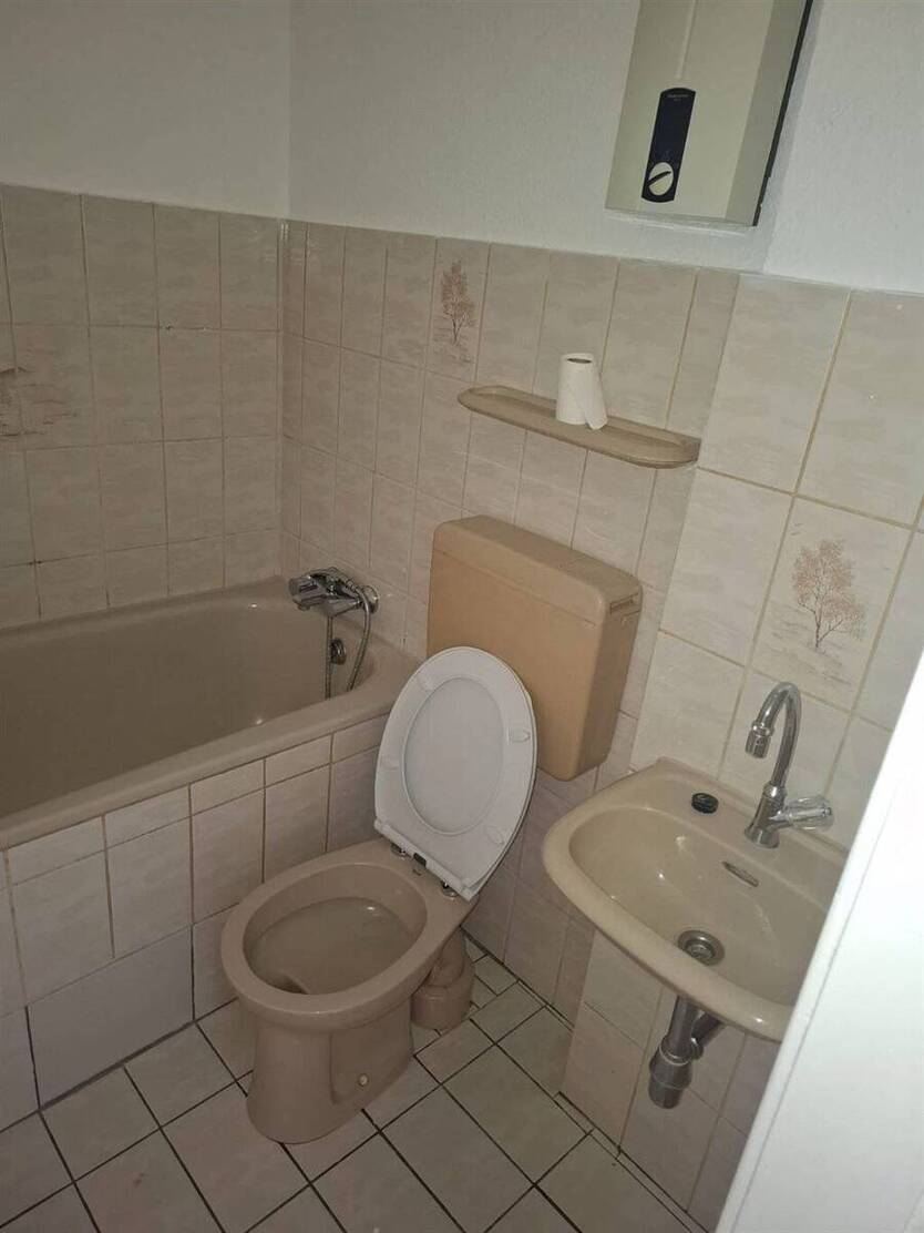 Etagenwohnung sucht neue Mieter 4 zimmer