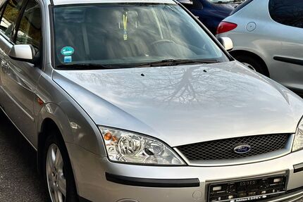Ford Mondeo 187.000 km 1.290 &euro; Essen 45145