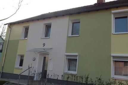 Bald verfügbar! Renovierte 2-Zimmer-Wohnung in grüner Umgebung zimmer