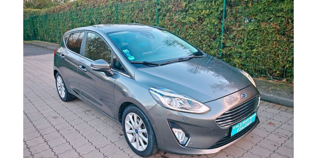 Ford Fiesta 93.900 km 8.900 &euro; Gelsenkirchen 45892