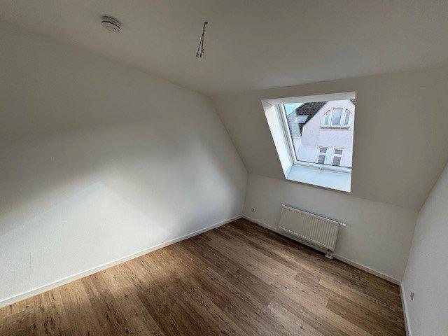 Dachgeschoßwohnung Dortmund Innenstadt Nord - 2 Zimmer, 50 m&sup2;, 373&euro; | Angebot:26423170