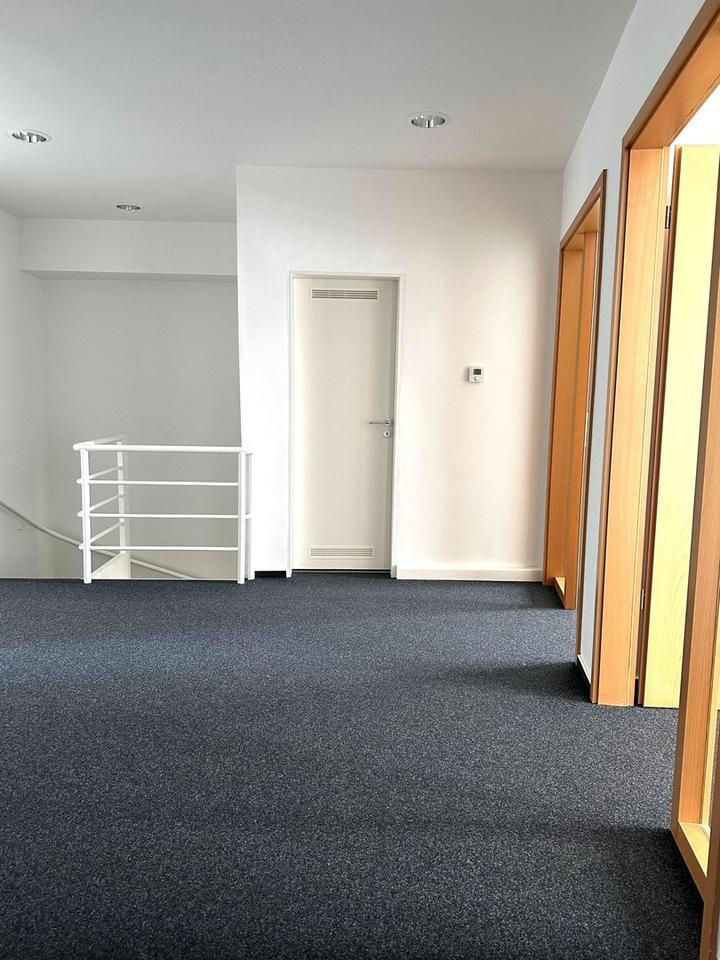 Ladenlokal in bester Citylage an der *Wißstraße* – ideal für Einzelhandel, Dienstleister und Galerie zimmer