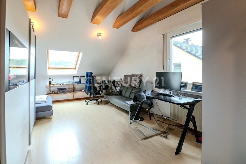 Einmalige Chance: Junges Reihenendhaus mit Garage