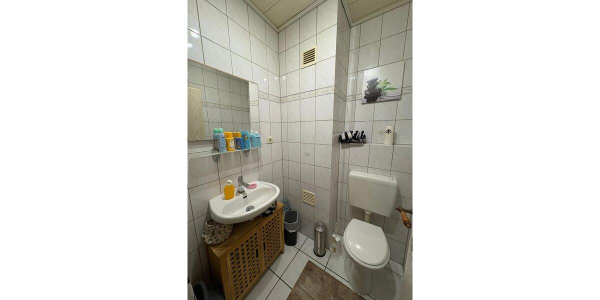 Einfamilienhaus Gelsenkirchen Gelsenkirchen-Mitte - 5 Zimmer, 132 m&sup2;, 950&euro; | Angebot:25646876